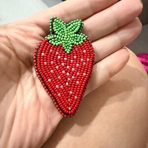 Handmade Strawberry Beaded Popsocket Top